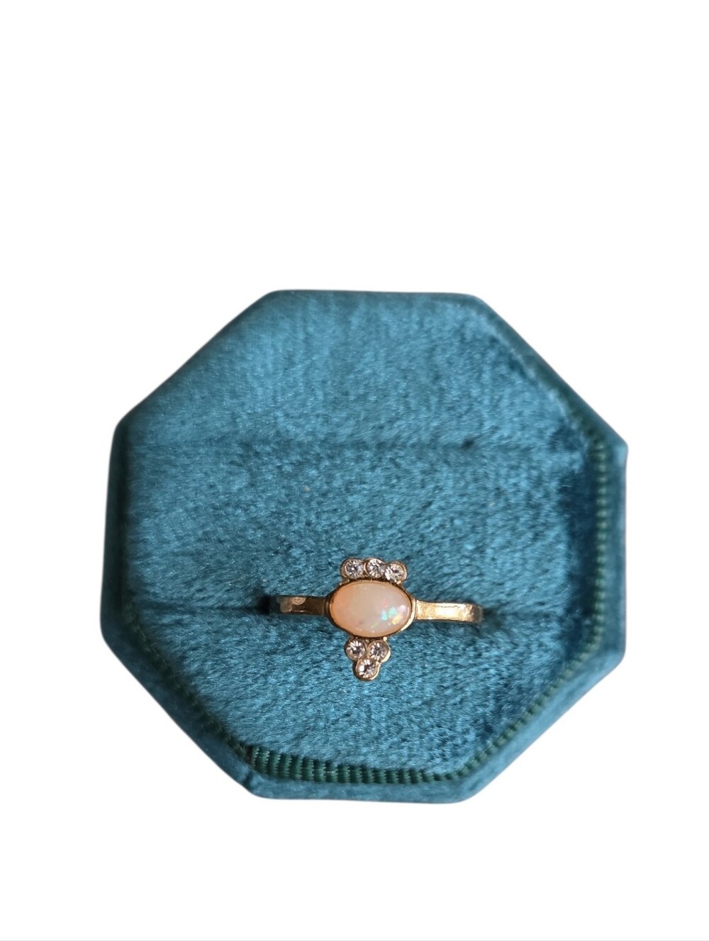 Vintage 6.5 Gold Toned Opal and Crystal Accent Ring